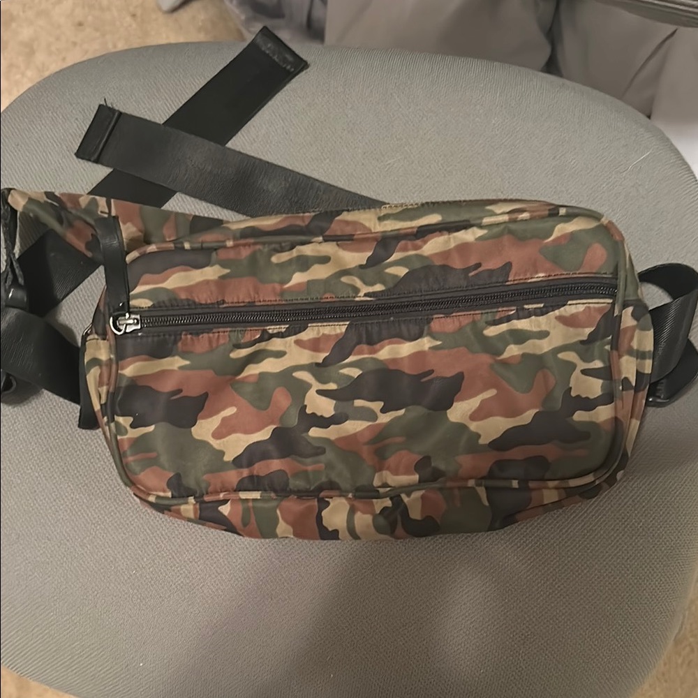 Green and Brown Belt Bag